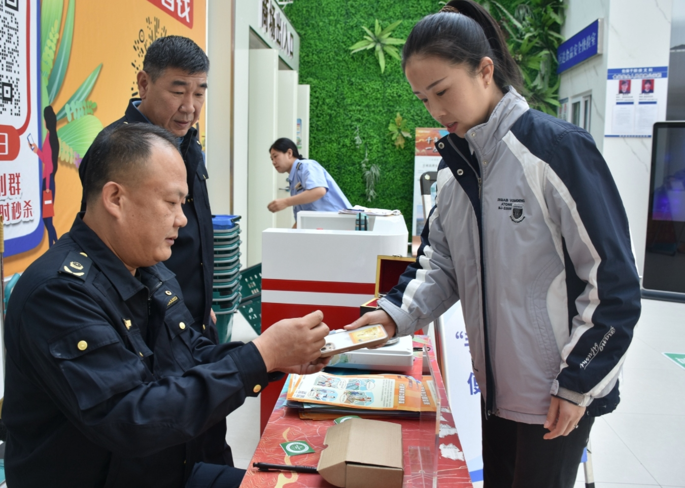米乐M6 M6米乐河北清苑：手机变“砝码” 计量惠民生(图1)
