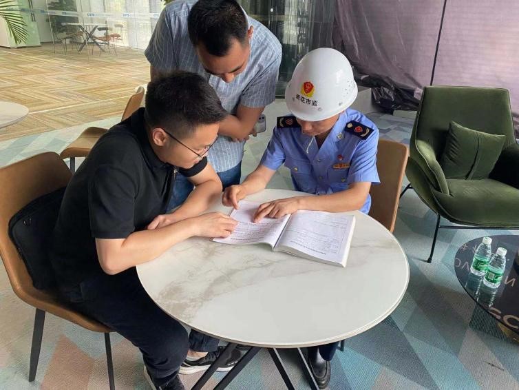 公共场所安装家用电梯 M6 米乐市场监管局责令停止使用(图3)